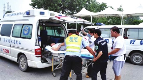 救護(hù)車一次多少錢？出車費(fèi)用太高或成救護(hù)難題？01